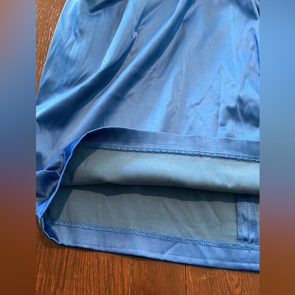 Junior's Snap Halter Formal Dress Tie Back - Homecoming or Prom Size 9 - Picture 10 of 17